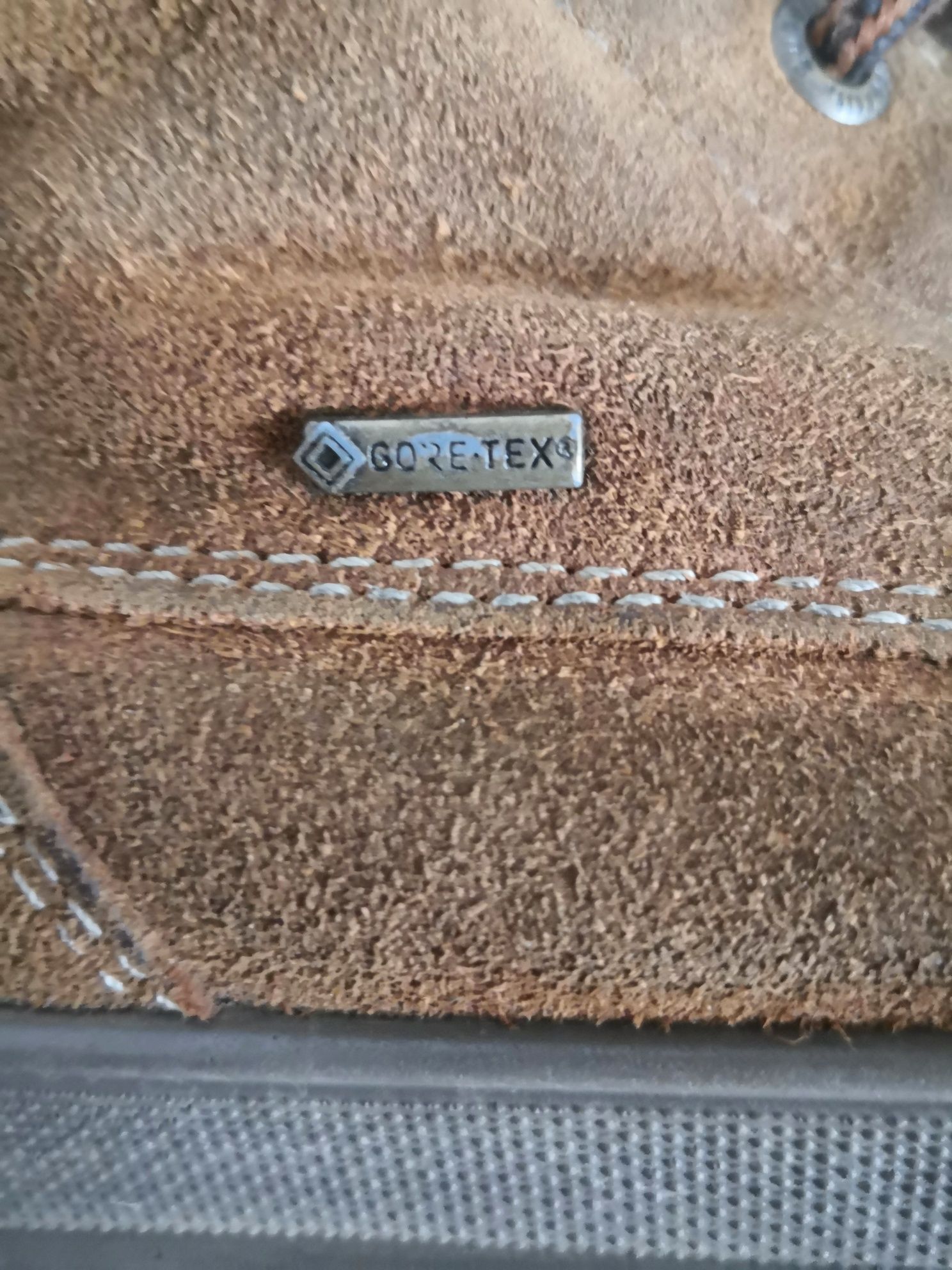 ghete maro super usoare piele nubuk nr 42