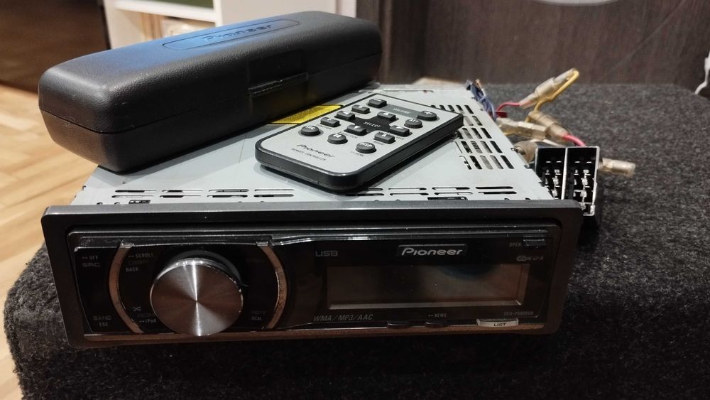 Продавам Pioneer deh-p6000ub