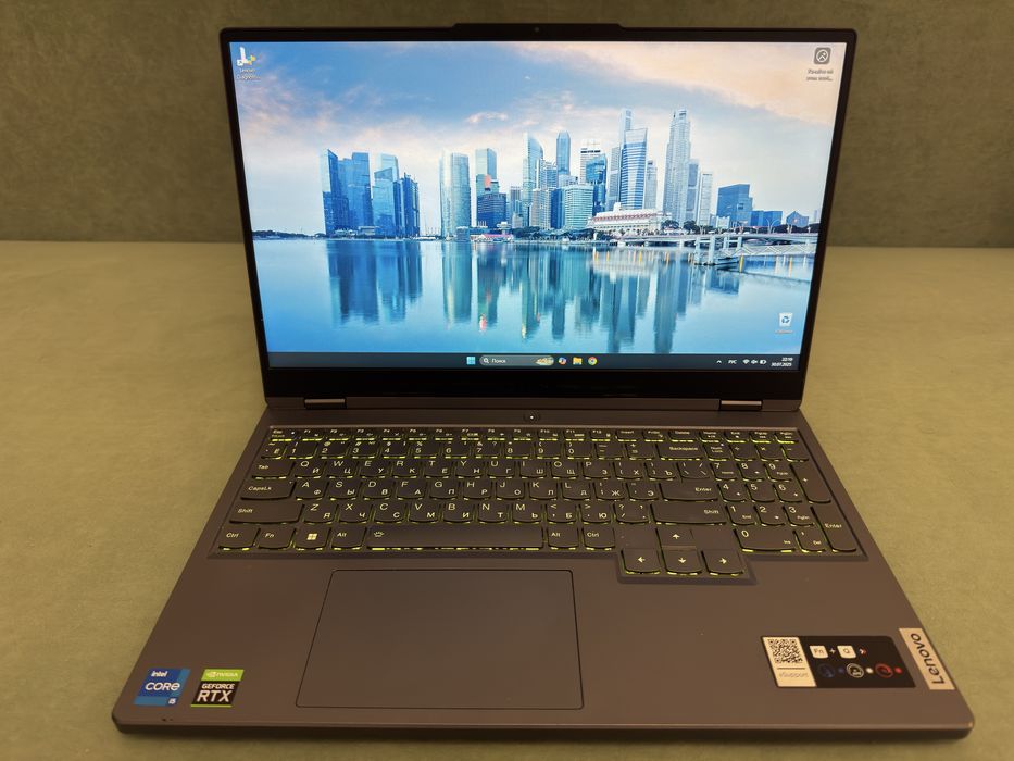 Продаю игровой ноутбук Lenovo Legion 5 15IAH7H