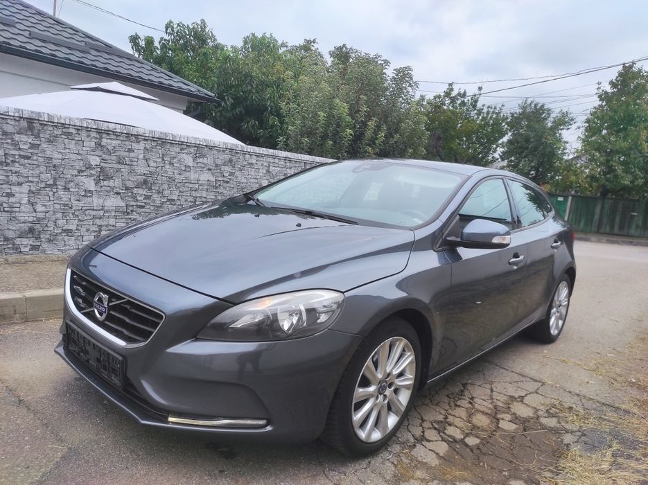 Volvo V40 D2 Kinetik  1.6 diesel.euro 5 115 cai ,an 2013