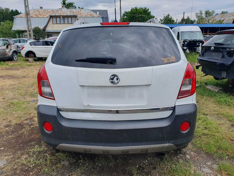 Dezmembrez Opel Antara 2.2CDTI S/S 4x4 2012