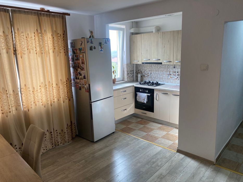 Vânzare apartament 3 camere cu încălzire geotermală – Beiuș