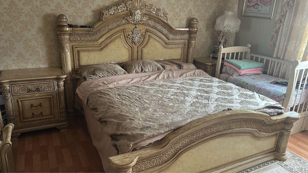 спальный гарнитура, в хорошем качестве!