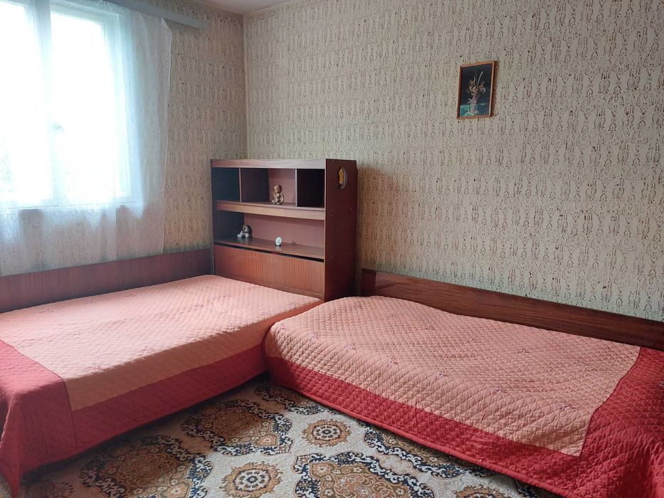 Наем на етаж от къща с.Мировяне