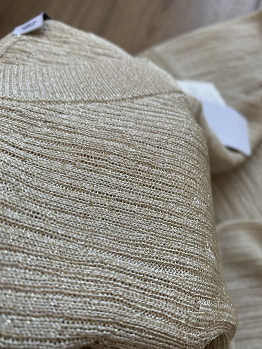 Нова блуза Mango