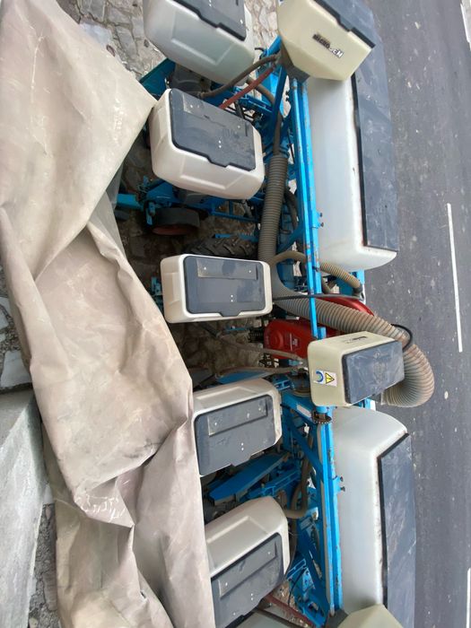 Semanatoare porumb pe discuri  Monosem 6 randuri