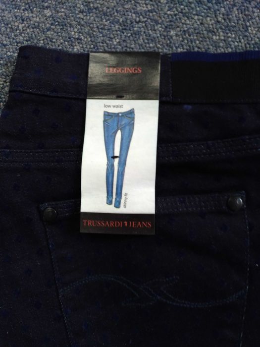 Оригинални TRU TRUSSARDI елегантни панталони  М р-р