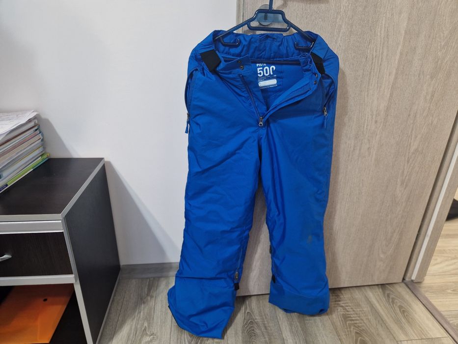 Vând geacă și pantaloni de iarnă