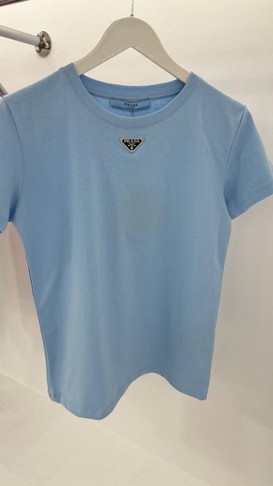 Тениски Ами и др.