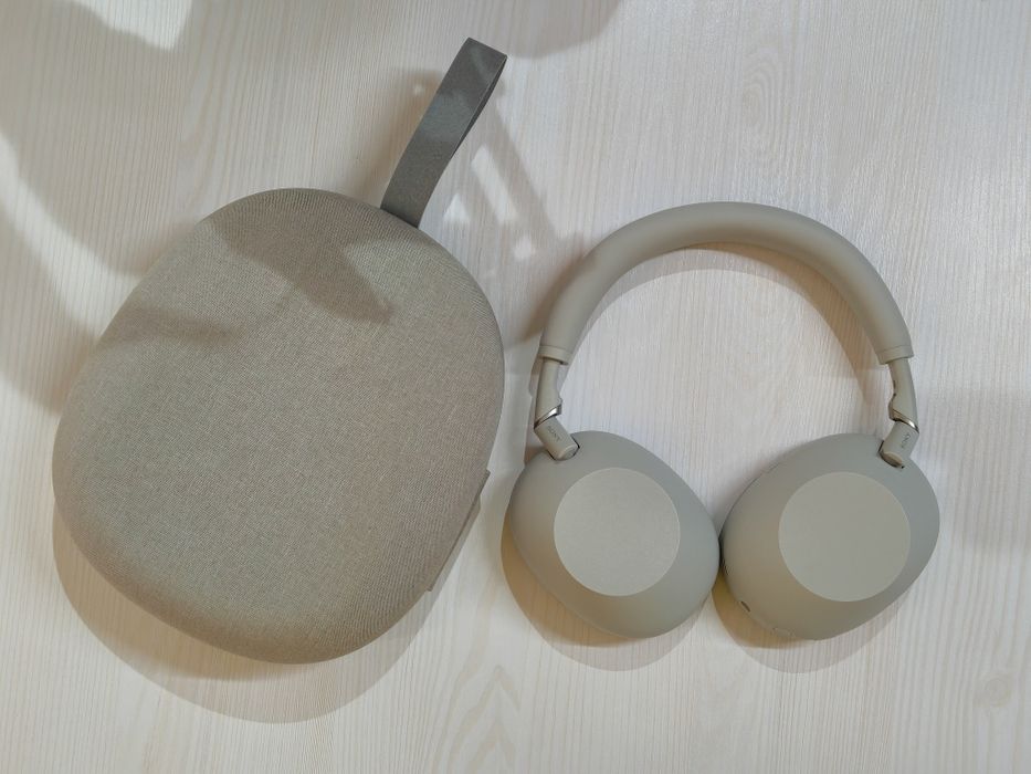 Sony WH-1000XM6 + 2 подарка