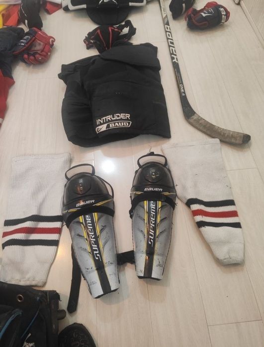 Продам хоккейную форму на подростка рост 165