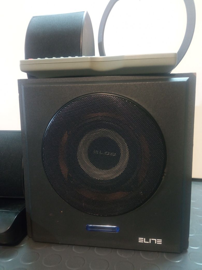 DVD player Elite 5.1