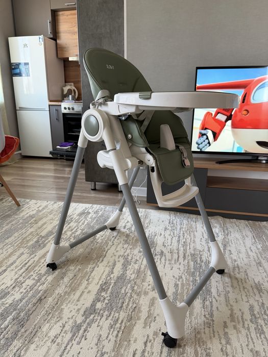 Детский стульчик ,три положения спинки и высоты