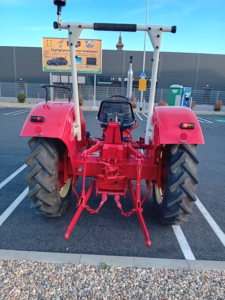 Tractor IH mccormik international 523 /52 cp