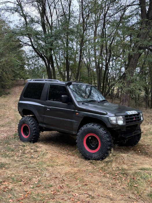 Mitsubishi Pajero 3.0 V6 manual