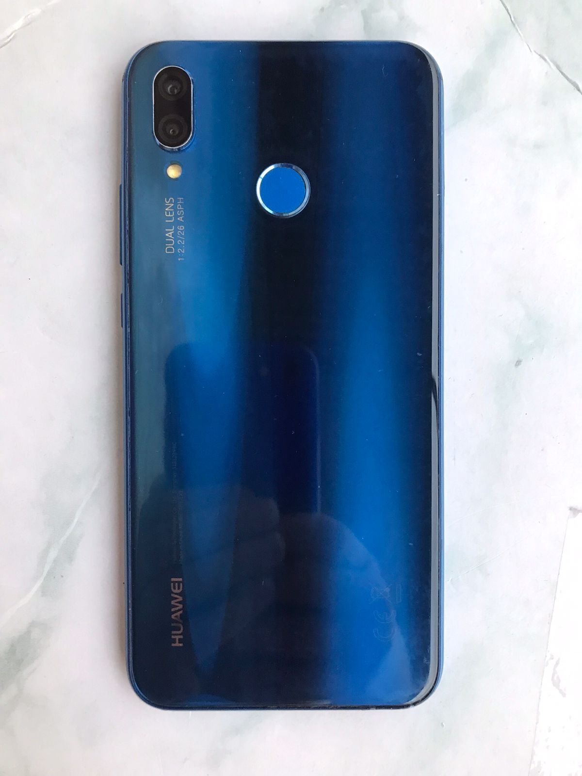 Huawei y6 2018 состояние из 10/8 батарея держит хорошо.
