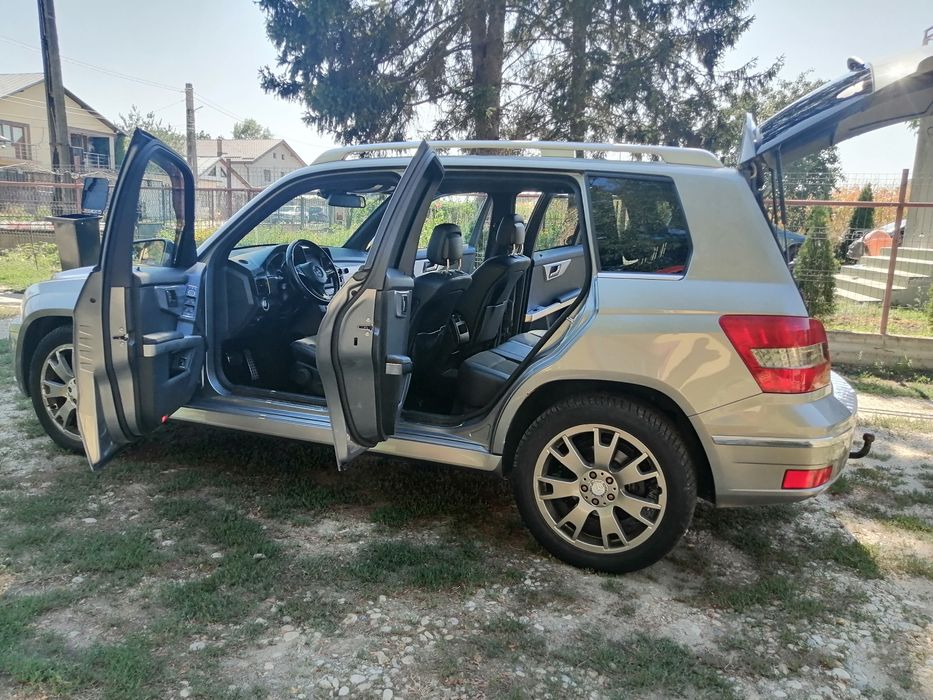 Vând Mercedes Glk, an 2010