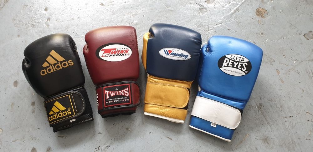 Mănuși box/sporturi de contact