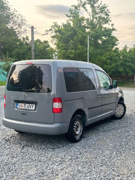 Vand vw kaddy cu 7 locuri 2005 gaz+ benzina