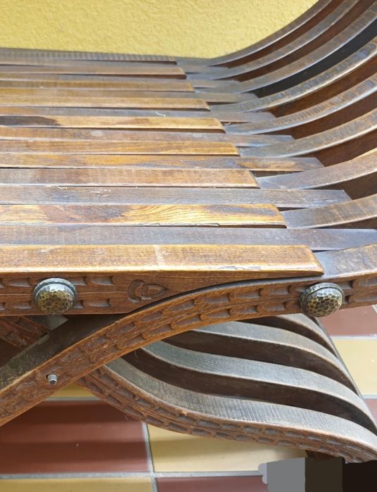 Scaun tron antic din lemn de nuca 1880