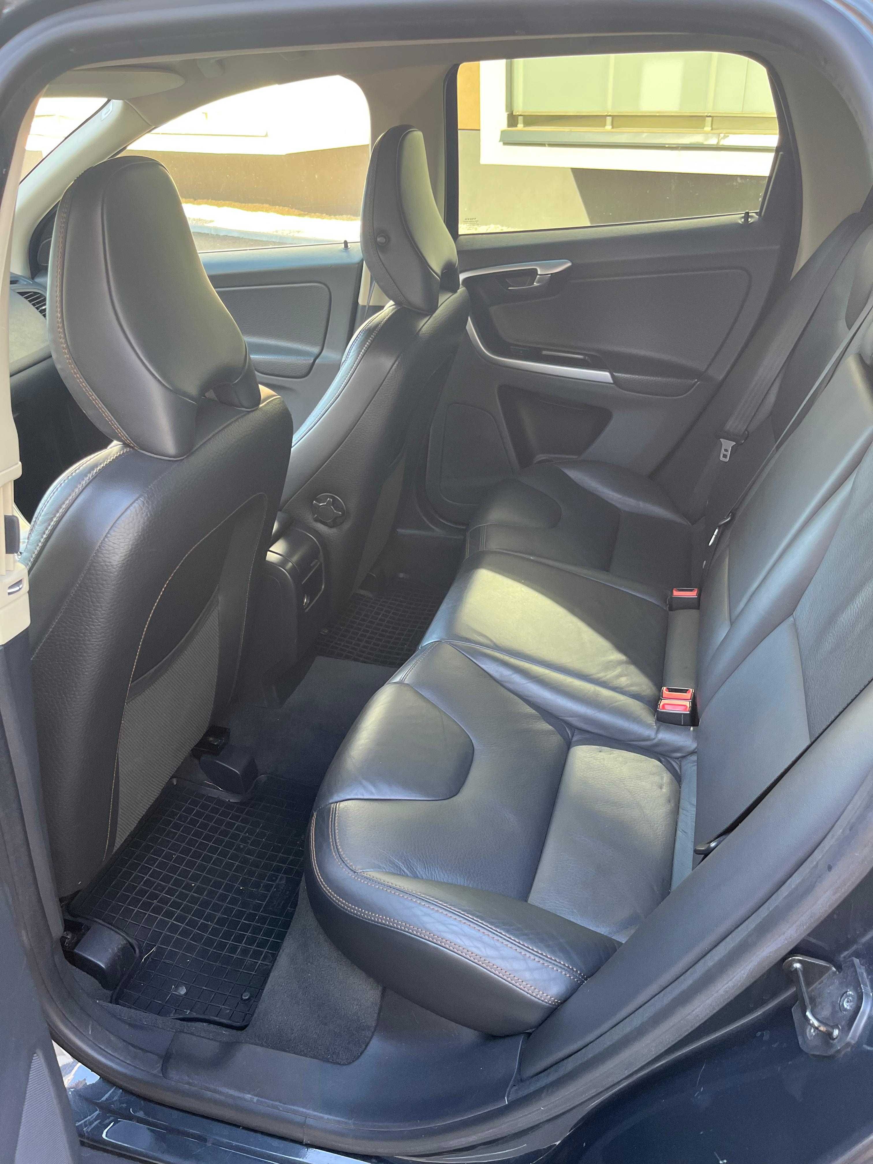 Volvo XC60 D5, 2.4D, 205cp, 4x4