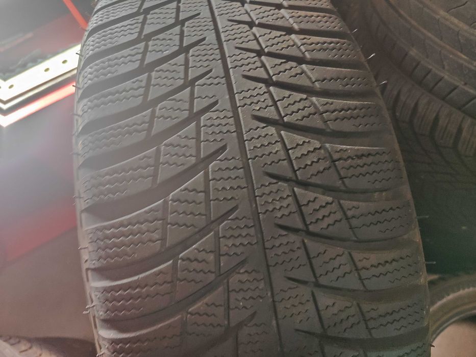 2бр.зимни гуми 215/50/17 Bridgestone