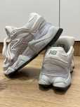 New Balance 9060 Бели