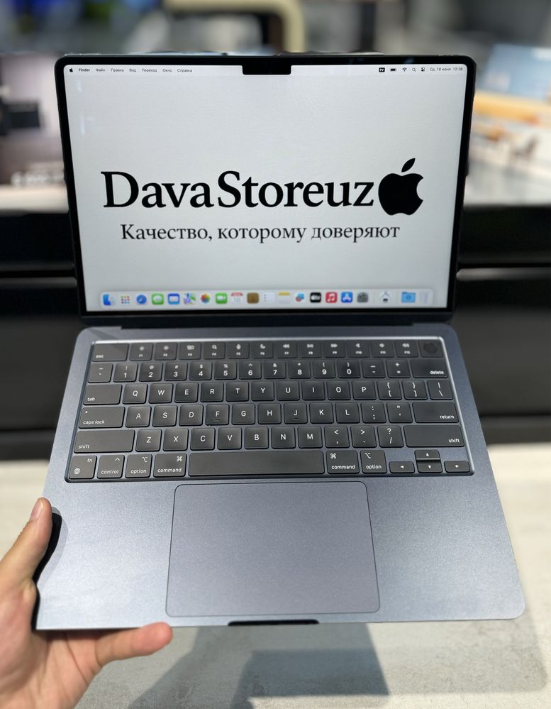 MacBook Air 13 inch M2 chip 8/256 Gb Midnight