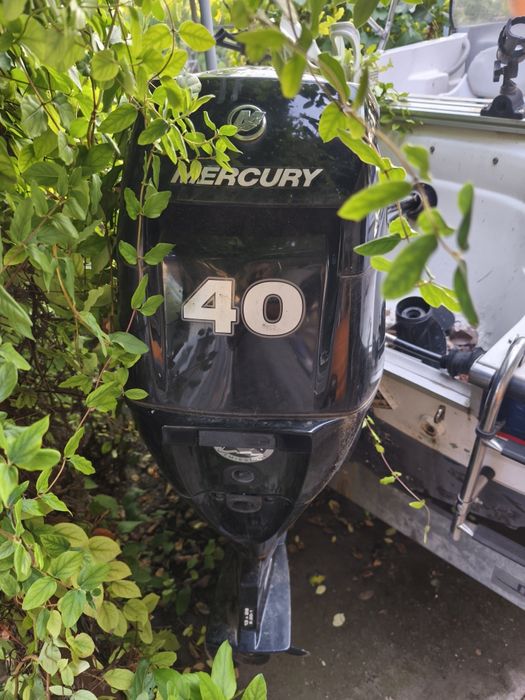 Motor Mercury 40cp cizmă scurta
