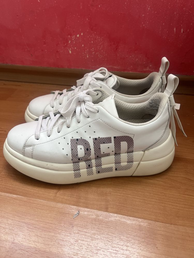 Сникърси red valentino 38