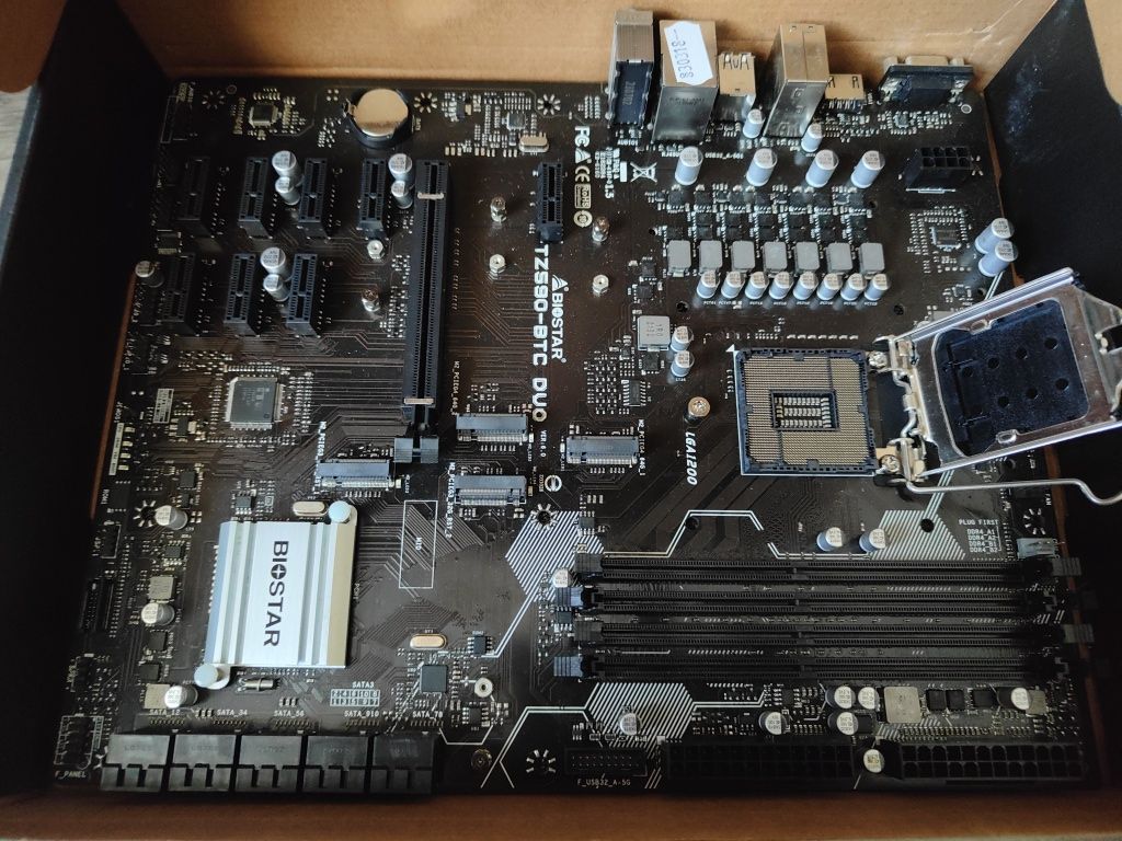 Placa de baza socket 1200 i5,i7,i9 Biostar TZ590