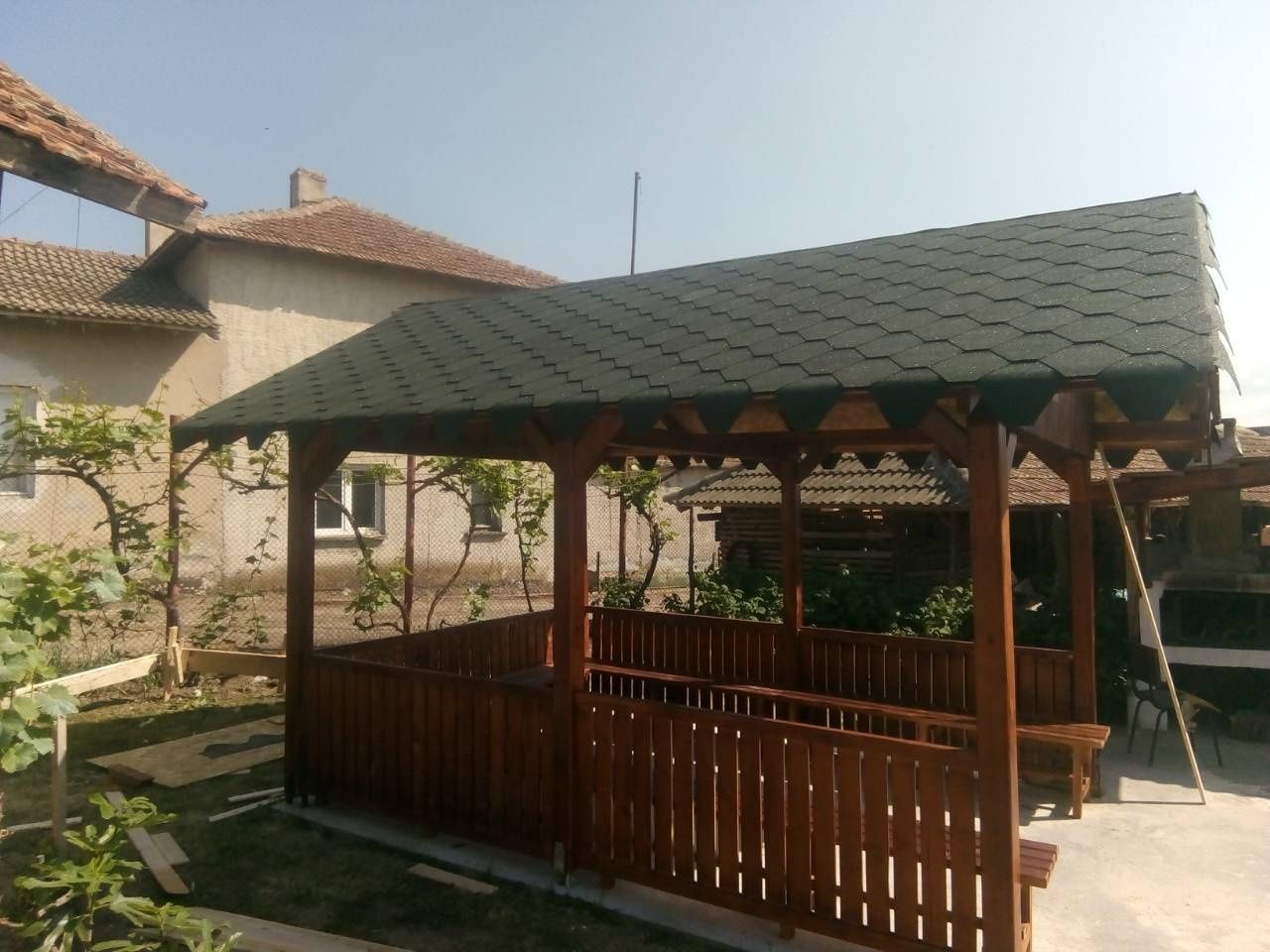 Заслон, беседки, дървени конструкции