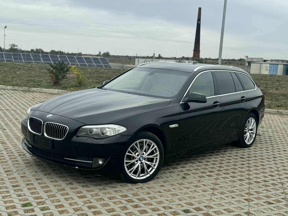 Vând BMW 520D..2013