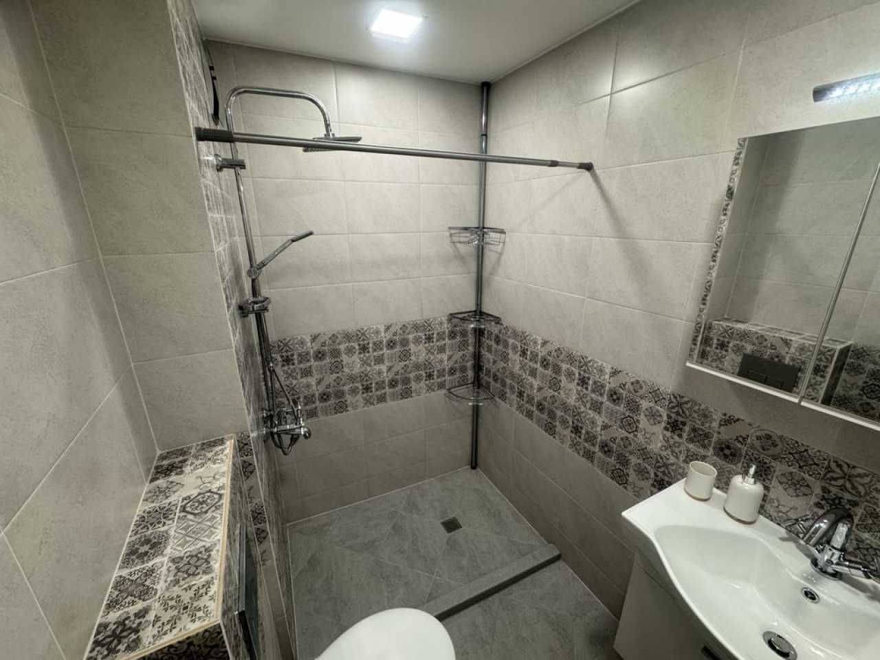 Дава се под наем Двустаен апартамент в Пловдив, Център - 66 кв.м за 425 € - Снимка #6