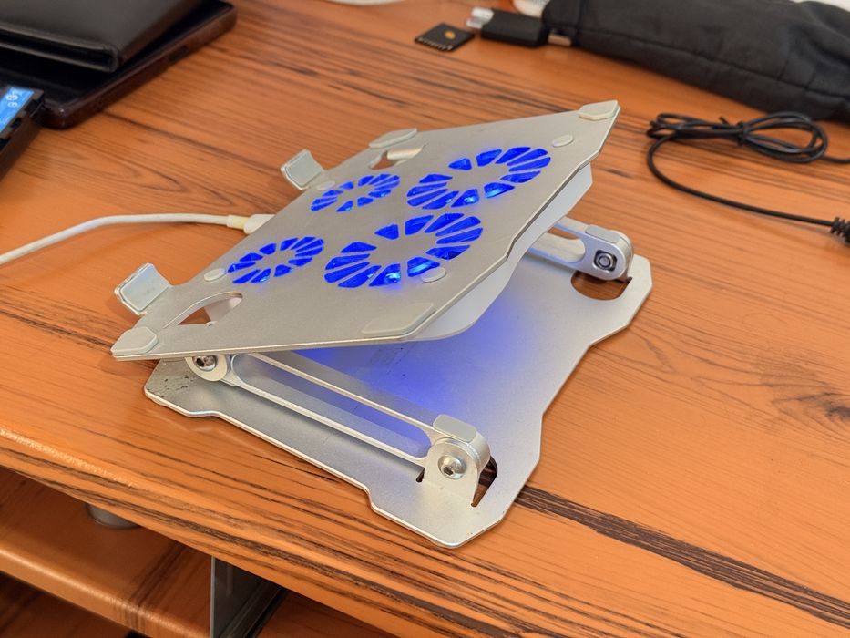 Продам подставку