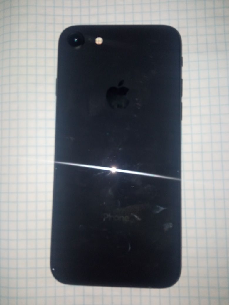 Iphone 8 sotiladi 64gb