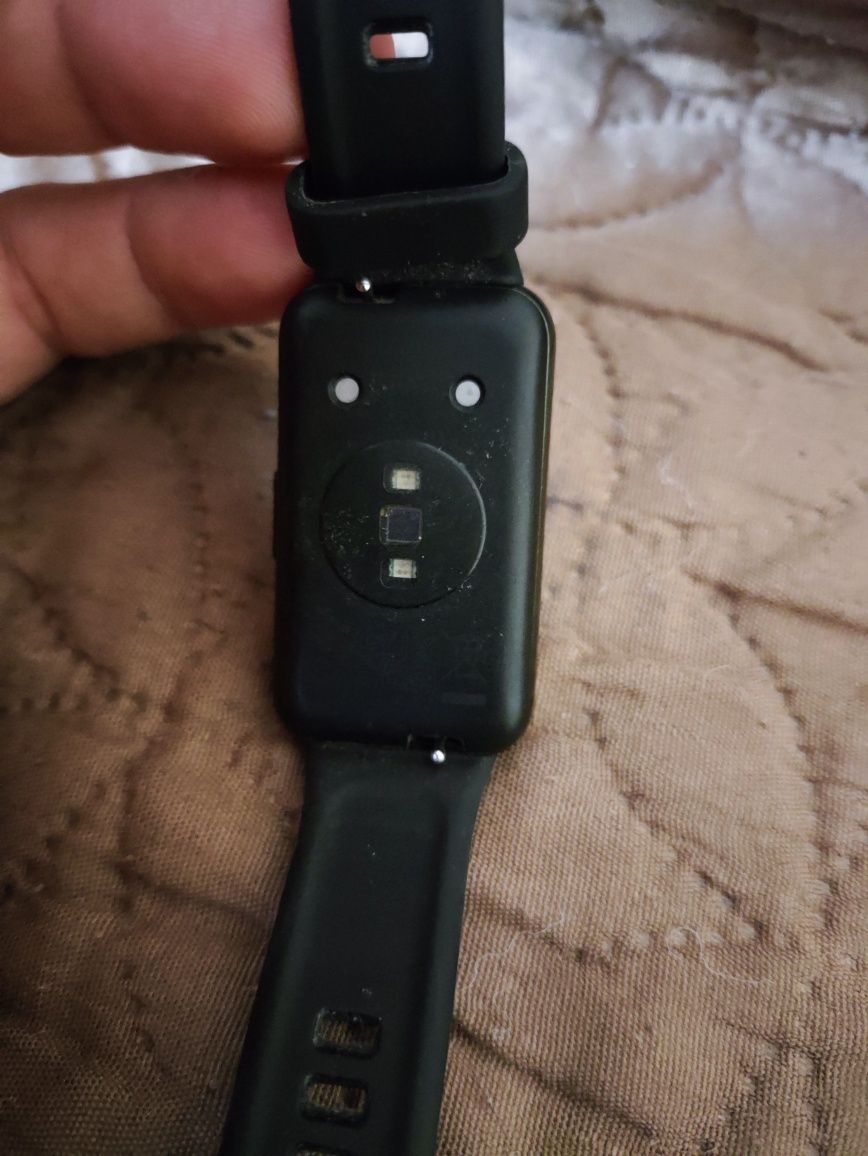 Фитнес гривна Huawei Band 7