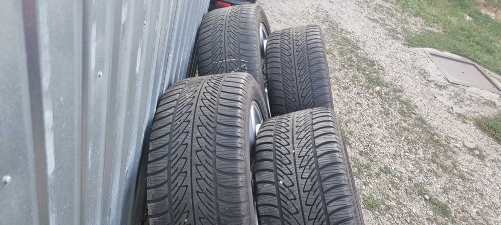 jante originale audi Q8, audi Q7, cu anvelope de iarna 285/45/20