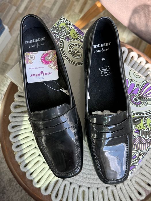 Нови Обувки различни модели и размери