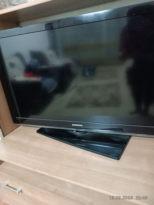 Телевизор Samsung LE40C530