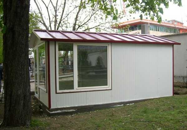 Casa, Garaje Auto, Containere din structura metalica si panou sandwich