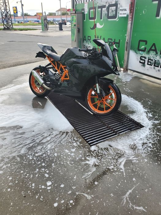 Vând ktm rc 125 15 cp 2016