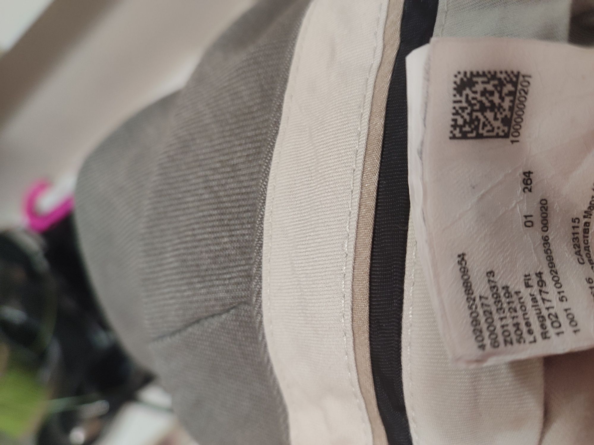 HugoBoss /Regular Fit 100%Virgin Wool