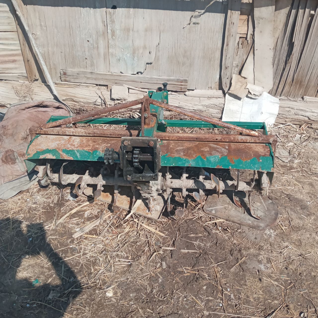 Traktor ZUBR brend