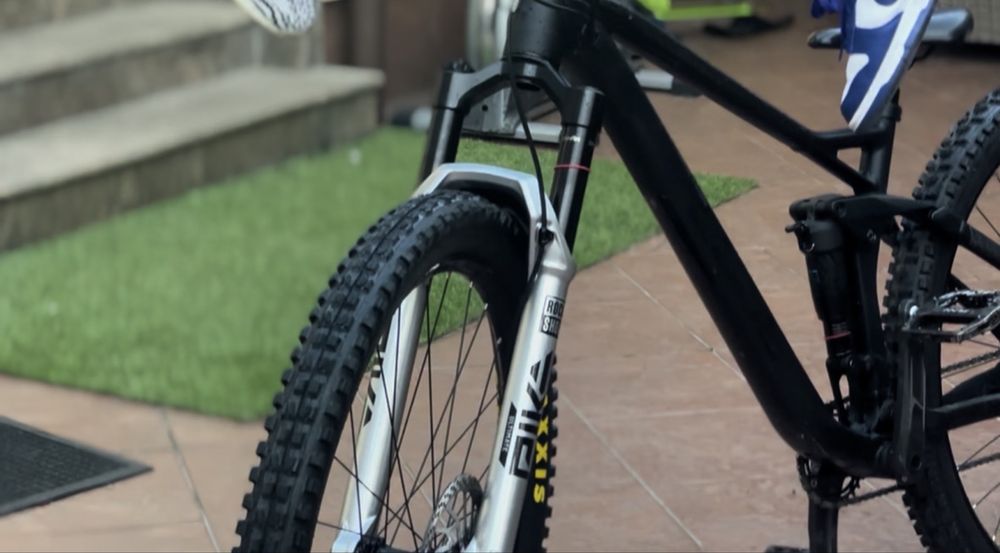 Cube full suspension 2022