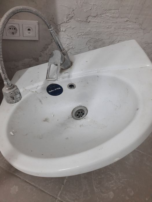 Продам раковину бывшего в употребление