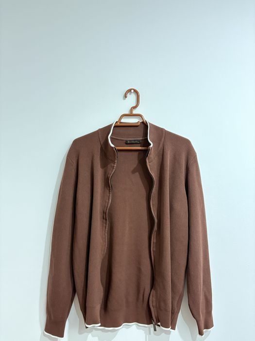 Кардиган коричневого цвета