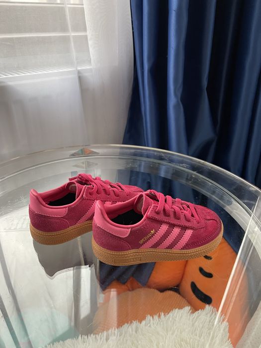 Adidas почти нови 25/26 номер