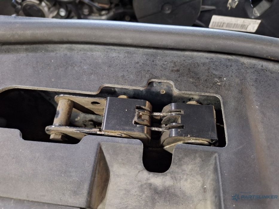 Inchizatoare capota motor VOLKSWAGEN TOUAREG 7LA, 7L6, 7L7 2002 - 2013 V6 TDI BKS, CATA