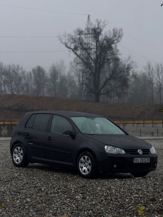 Volkswagen Golf 5 -1.4 benzina